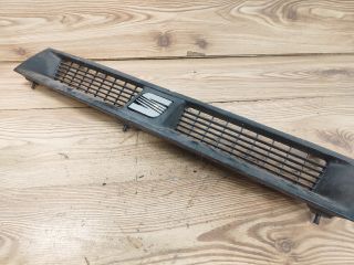 bontott SEAT IBIZA I Hűtőrács