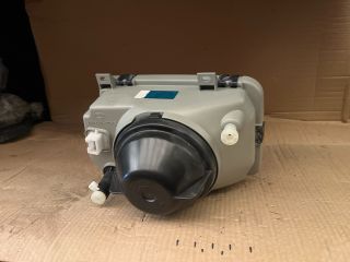 bontott SEAT IBIZA I Jobb Fényszóró