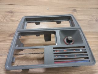 bontott SEAT IBIZA I Középkonzol Keret