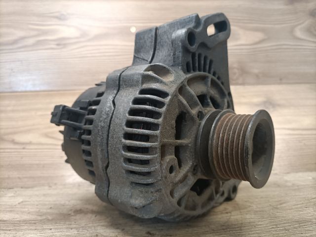 bontott SEAT IBIZA II Generátor