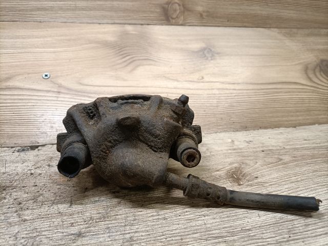 bontott SEAT IBIZA II Jobb első Féknyereg Munkahengerrel