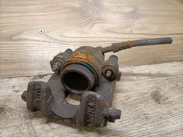 bontott SEAT IBIZA II Jobb első Féknyereg Munkahengerrel