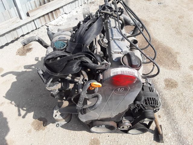 bontott SEAT IBIZA II Motor (Fűzött blokk hengerfejjel)