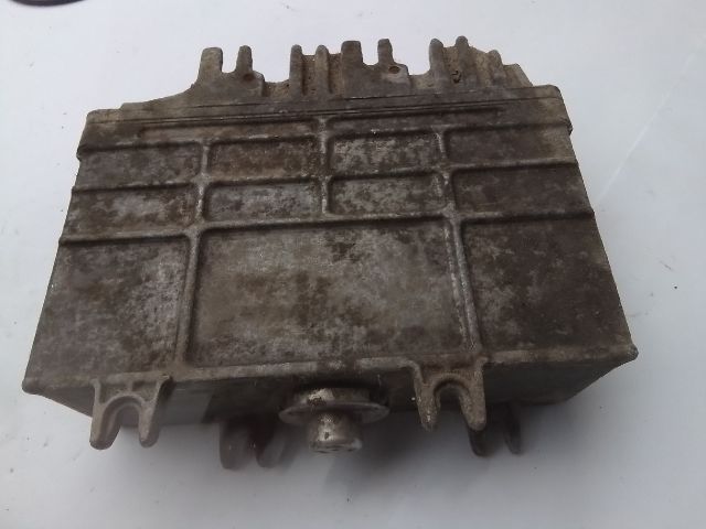 bontott SEAT IBIZA II Motorvezérlő