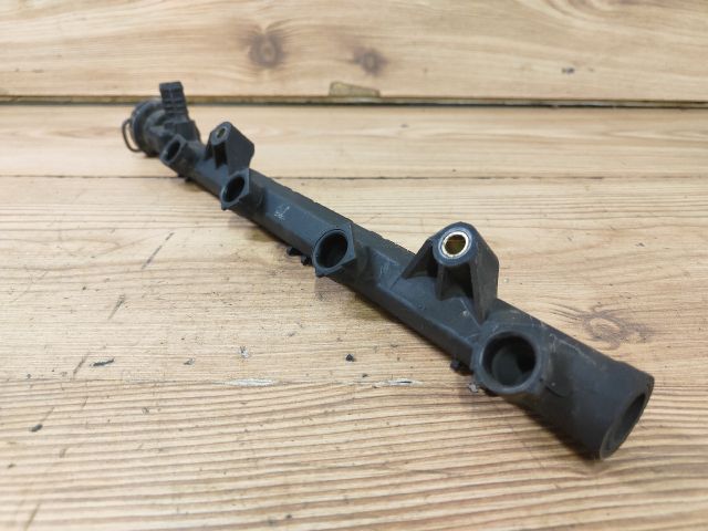 bontott SEAT IBIZA II Porlasztó Sor / Híd