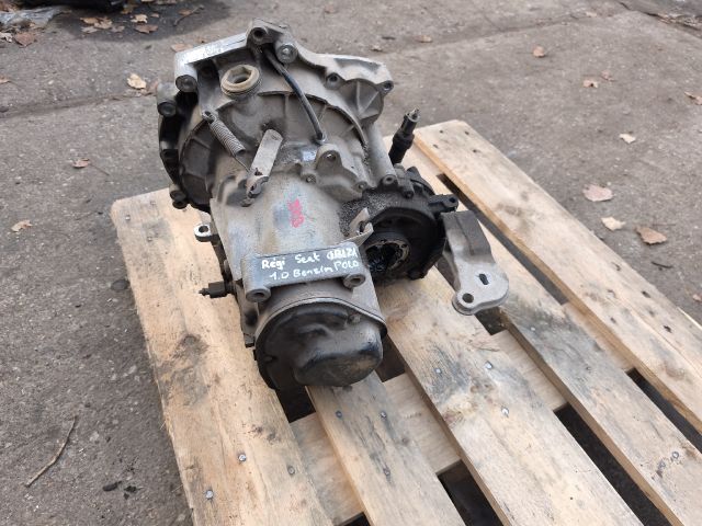 bontott SEAT IBIZA II Váltó (Mechanikus)