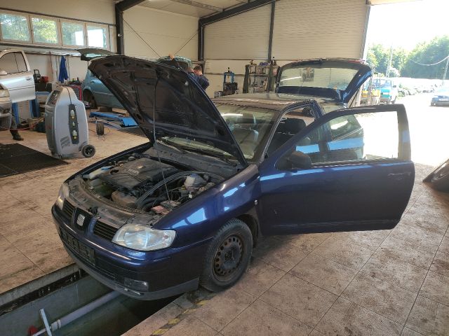 bontott SEAT IBIZA II Bal első Gólyaláb (Lengécsillapító, Rugó)