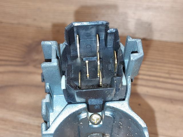 bontott SEAT IBIZA II Gyújtáskapcsoló