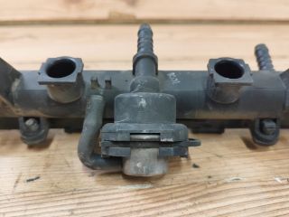 bontott SEAT IBIZA II Porlasztó Sor / Híd