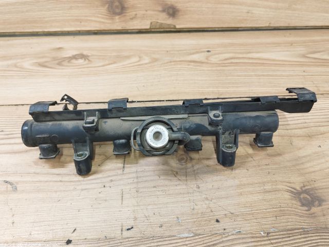 bontott SEAT IBIZA II Porlasztó Sor / Híd