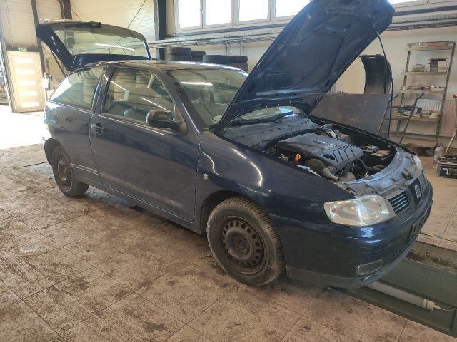 bontott SEAT IBIZA II Tank