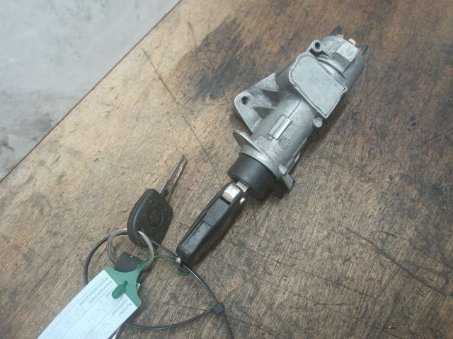 bontott SEAT IBIZA II Gyújtáskapcsoló Házzal