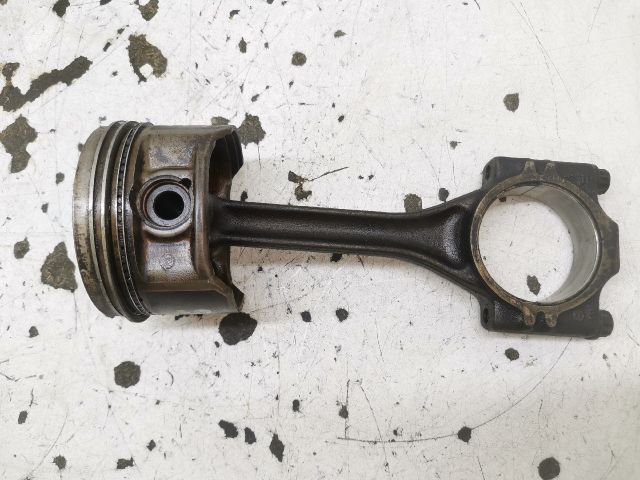 bontott SEAT IBIZA II Dugattyú és Hajtókar