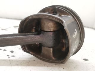 bontott SEAT IBIZA II Dugattyú és Hajtókar