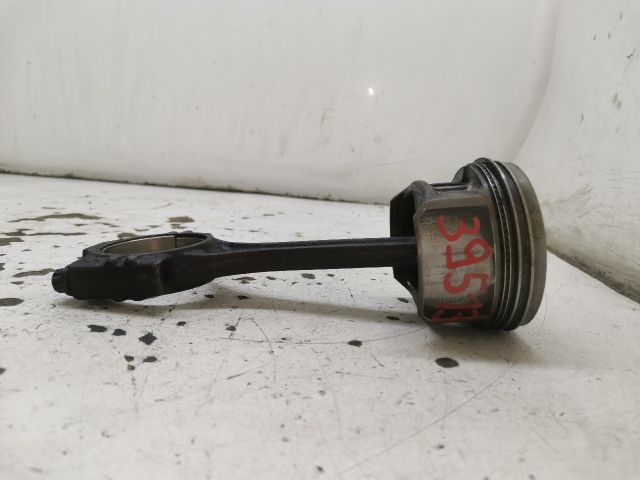 bontott SEAT IBIZA II Dugattyú és Hajtókar