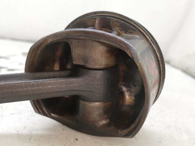 bontott SEAT IBIZA II Dugattyú és Hajtókar