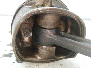 bontott SEAT IBIZA II Dugattyú és Hajtókar