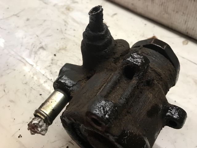 bontott SEAT IBIZA II Kormányszervó Motor (Hidraulikus)