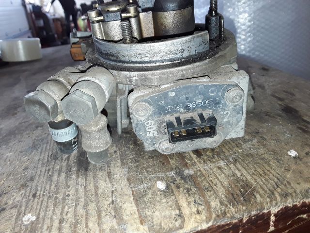 bontott SEAT IBIZA II Központi Injektor