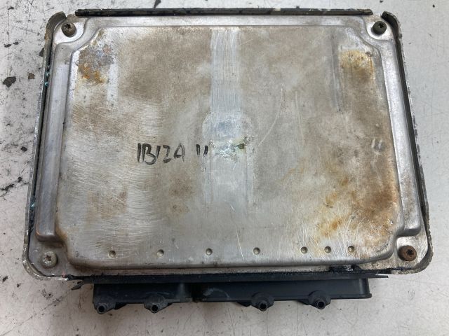 bontott SEAT IBIZA II Motorvezérlő