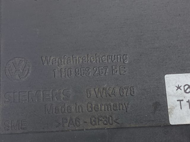 bontott SEAT IBIZA II Motorvezérlő