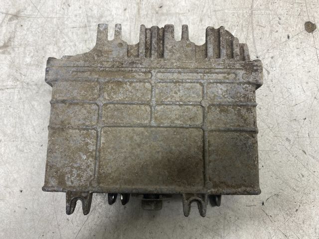 bontott SEAT IBIZA II Motorvezérlő