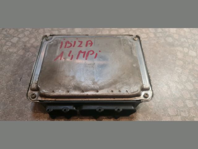 bontott SEAT IBIZA II Motorvezérlő