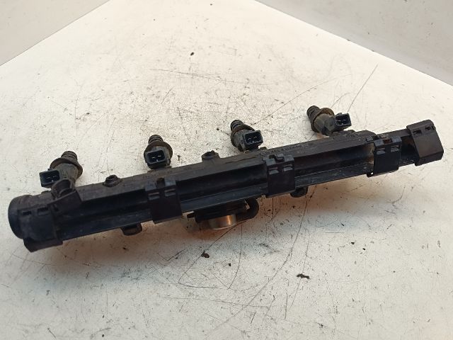 bontott SEAT IBIZA II Porlasztó Sor / Híd