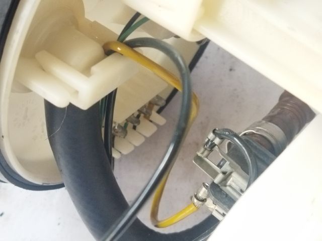 bontott SEAT IBIZA II Üzemanyag Szivattyú