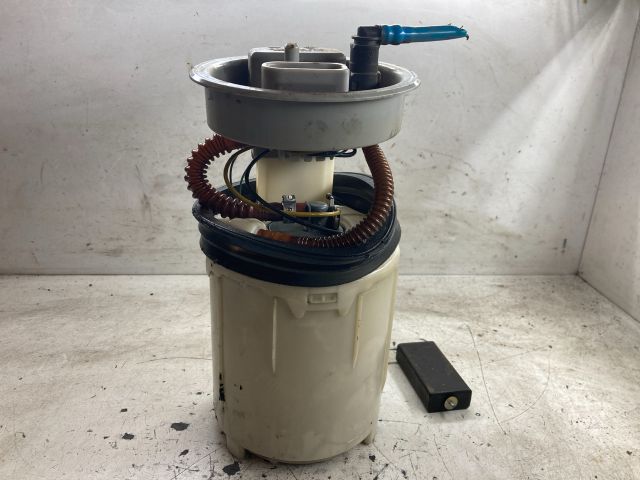 bontott SEAT IBIZA II Üzemanyag Szivattyú