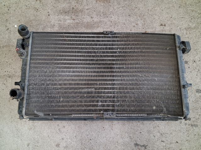 bontott SEAT IBIZA II Vízhűtő Radiátor (Nem klímás)