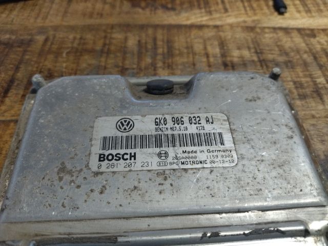 bontott SEAT IBIZA II Motorvezérlő