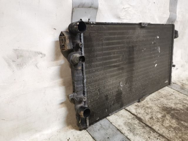 bontott SEAT IBIZA II Vízhűtő Radiátor (Nem klímás)