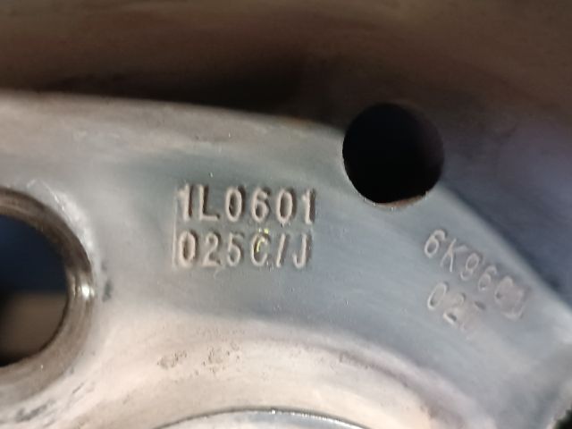 bontott SEAT IBIZA II Acélfelni Szett Gumival