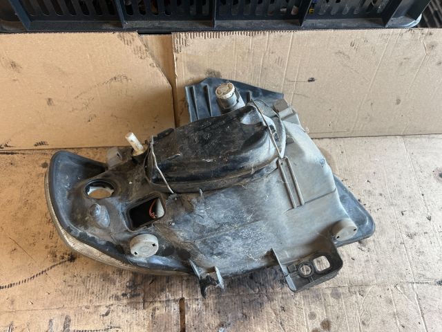 bontott SEAT IBIZA II Bal Fényszóró