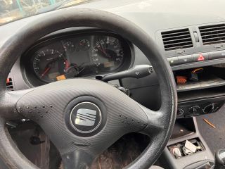 bontott SEAT IBIZA II Bal hátsó Gólyaláb (Lengécsillapító, Rugó)