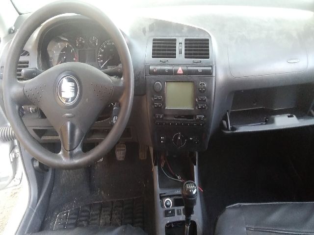 bontott SEAT IBIZA II Bal hátsó Gólyaláb (Lengécsillapító, Rugó)