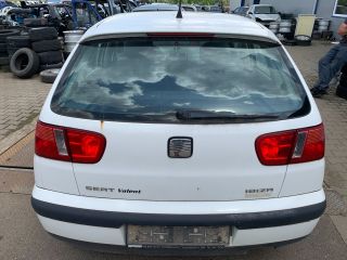 bontott SEAT IBIZA II Bal Hátsó Lámpa