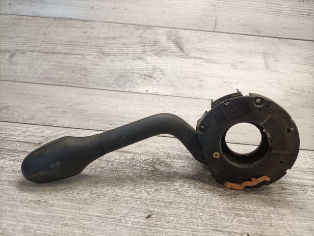 bontott SEAT IBIZA II Bal Kormánykapcsoló Irányjelző