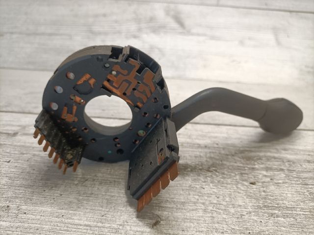 bontott SEAT IBIZA II Bal Kormánykapcsoló Irányjelző