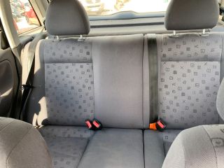 bontott SEAT IBIZA II Csomagtérajtó Kárpit