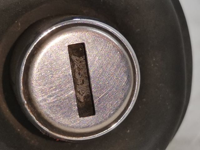 bontott SEAT IBIZA II Csomagtérajtó Kilincs