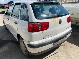 bontott SEAT IBIZA II Csomagtérajtó Kilincs