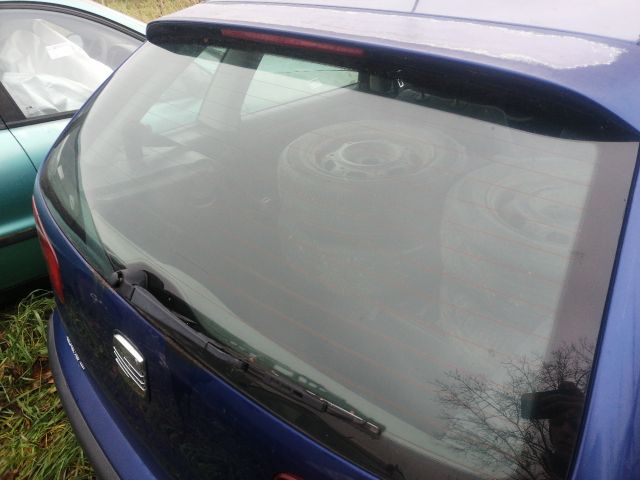 bontott SEAT IBIZA II Csomagtérajtó (Részeivel)