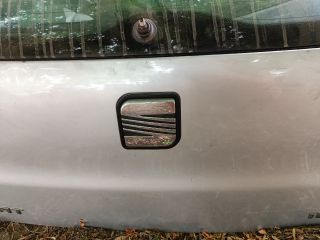 bontott SEAT IBIZA II Csomagtérajtó (Részeivel)