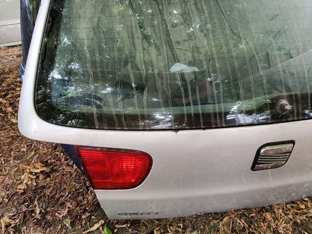 bontott SEAT IBIZA II Csomagtérajtó (Részeivel)
