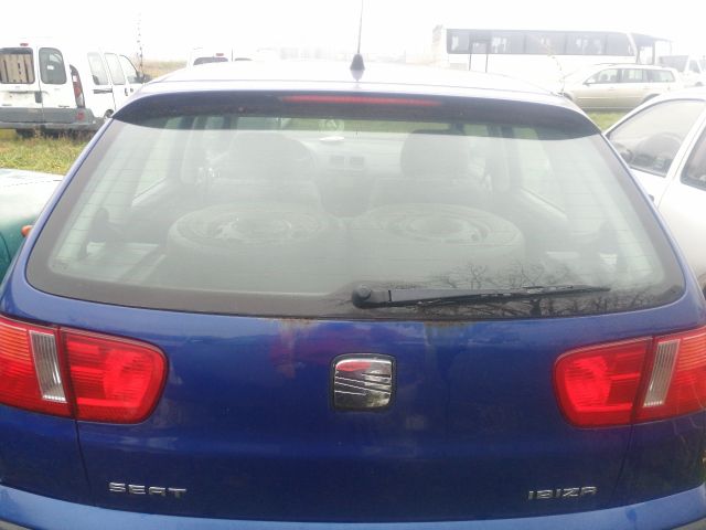 bontott SEAT IBIZA II Csomagtérajtó (Részeivel)