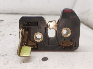 bontott SEAT IBIZA II Csomagtérajtó Zárszerkezet