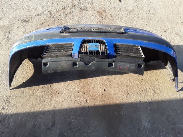 bontott SEAT IBIZA II Első Lökhárító (Részeivel)