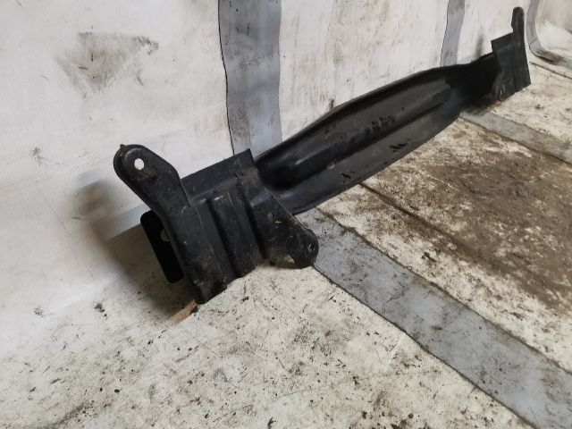 bontott SEAT IBIZA II Hátsó Lökhárító Merevítő (Fém)